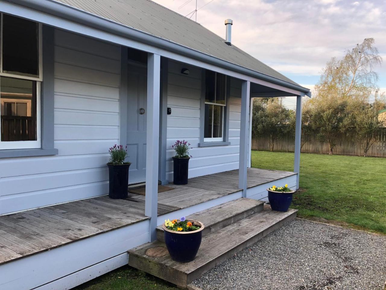 The Vicarage Martinborough Villa Exterior photo