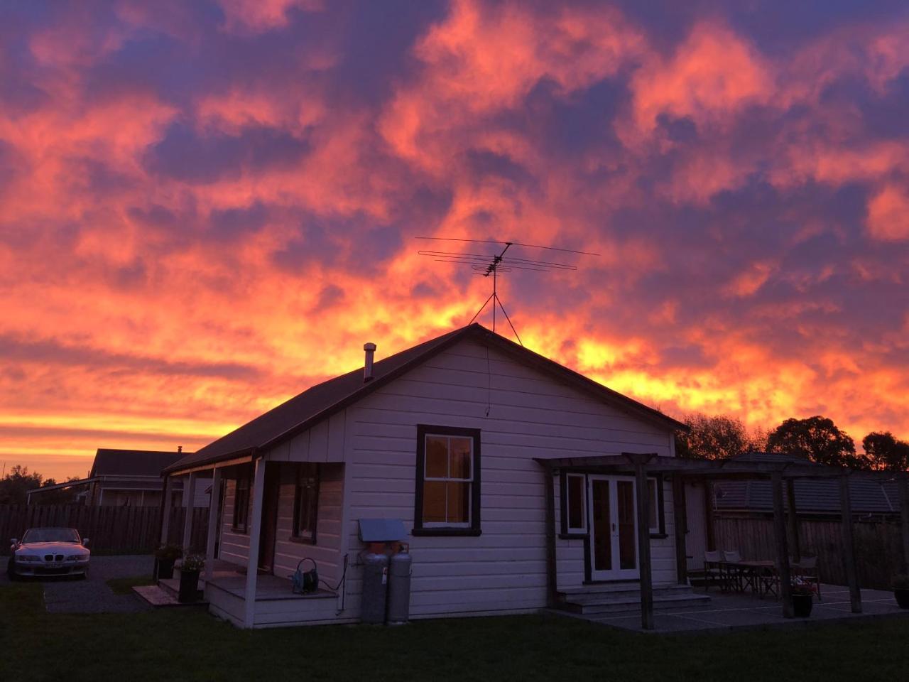 The Vicarage Martinborough Villa Exterior photo