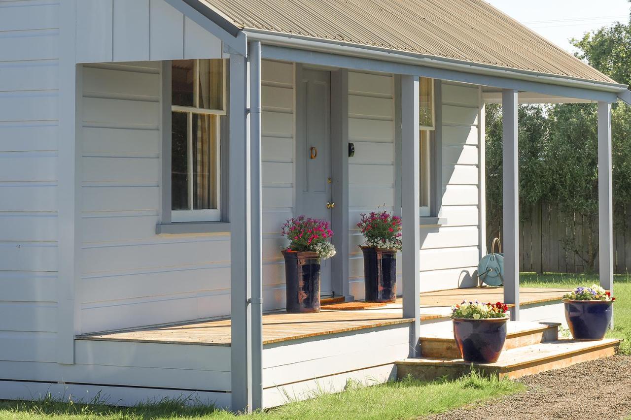 The Vicarage Martinborough Villa Exterior photo