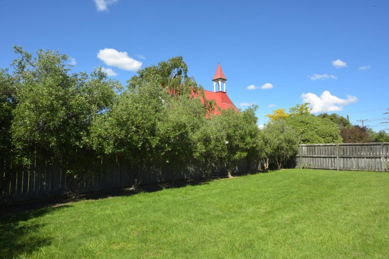 The Vicarage Martinborough Villa Exterior photo